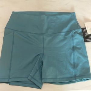 Senita Lux Shorts 5”